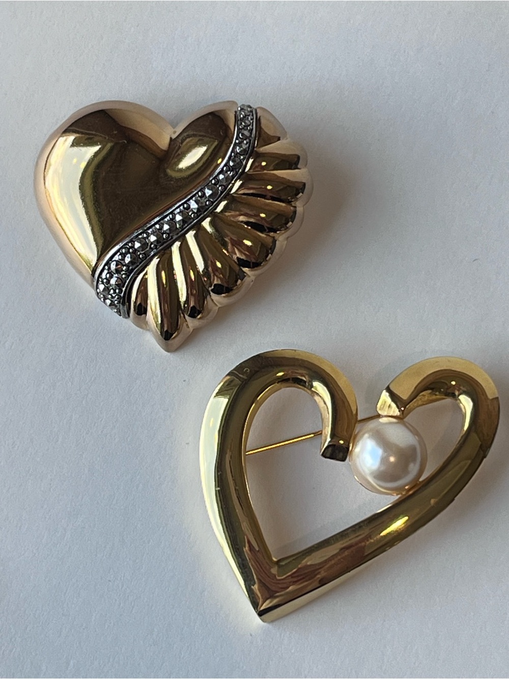 Vintage Gold Tone Faux Pearl Heart Brooch Set of 2